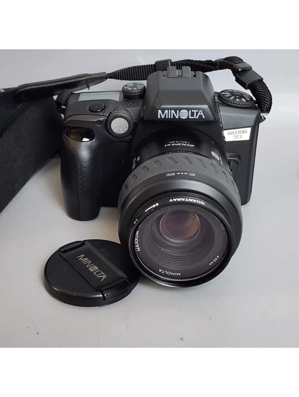 Minolta features 35mm